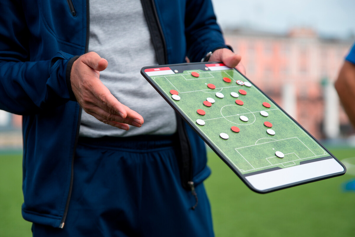 VoetbalXprt trainer_coach_tactiek_bord