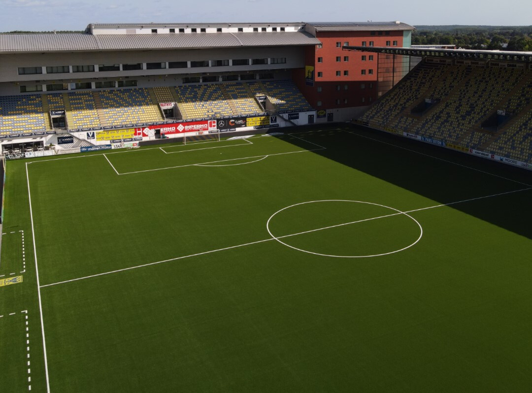 STVV schittert op Domo® Duraforce XT en grijpt de koppositie